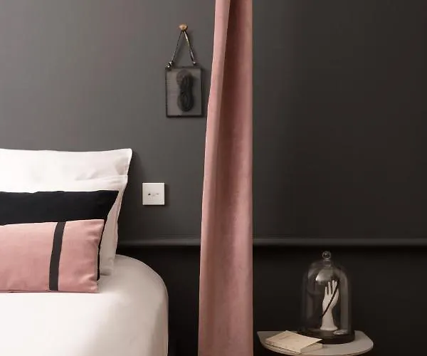 Mihotel Gailleton Otel *